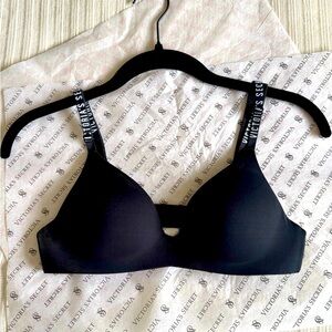 Victoria's Secret Wireless Black T-Shirt Bra, 32A